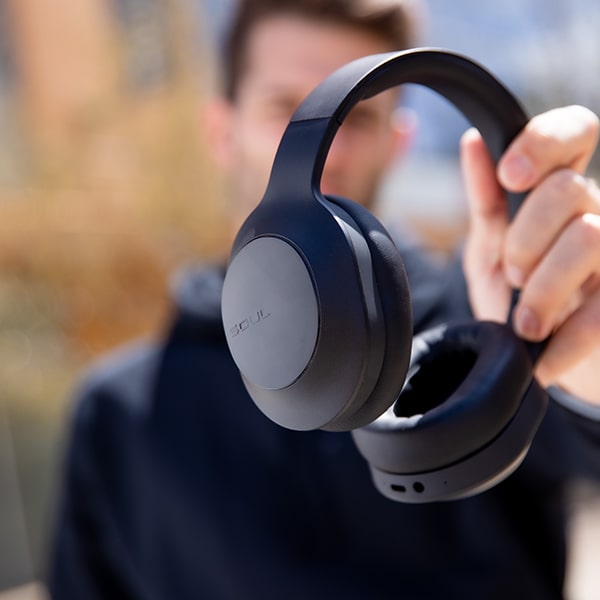 ブルートゥースヘッドホン Emotion Max ブラック EM-SE62-BK ［ノイズ