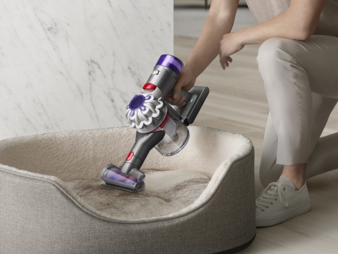 Dyson V8 Focus Clean HH15 ［サイクロン式 /コードレス］｜の通販は