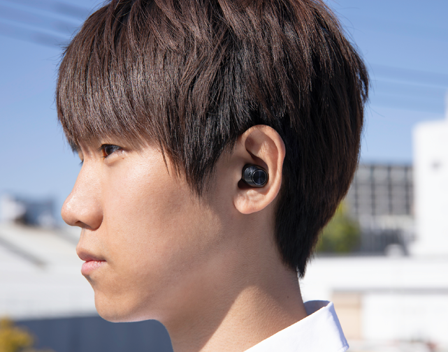 フルワイヤレスイヤホン AGTWS04K [リモコン・マイク対応
