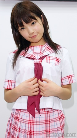 小林万桜 グラビア 