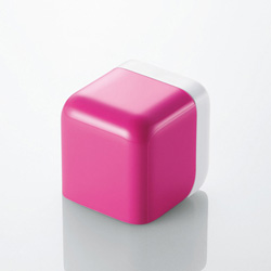 【クリックでお店のこの商品のページへ】AVA-ACU01PN(iPod/iPhone用CUBE型AC充電器/ピンク)